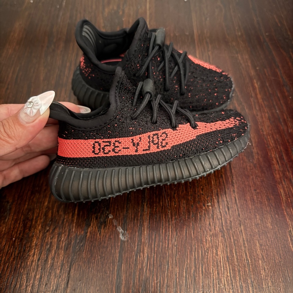 adidas Yeezy Kids Black and Coral Sneakers